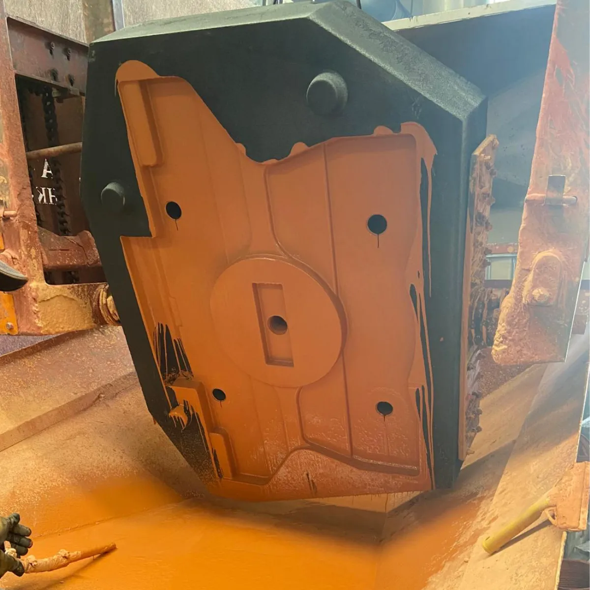 Su ve Alkol Bazlı Kalıp Boyaları